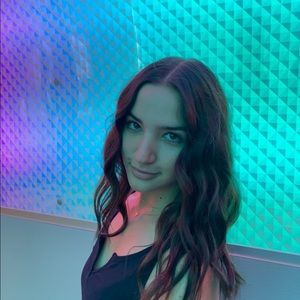 Meet your Posher, Zyra